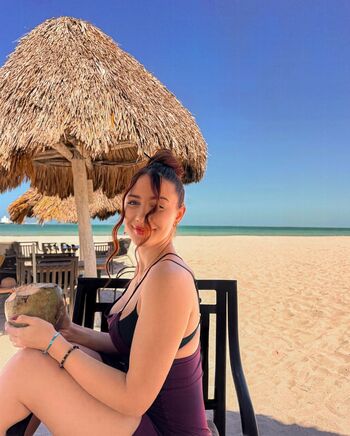 Full leaked Paula sanchiz paulattier private onlyfans photo