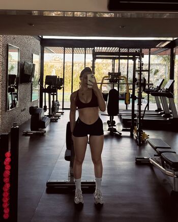 Full leaked Paula sanchiz paulattier private onlyfans photo