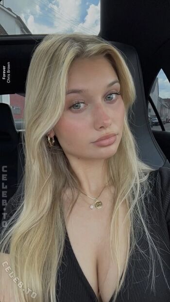 Full leaked Paulagze private onlyfans photo