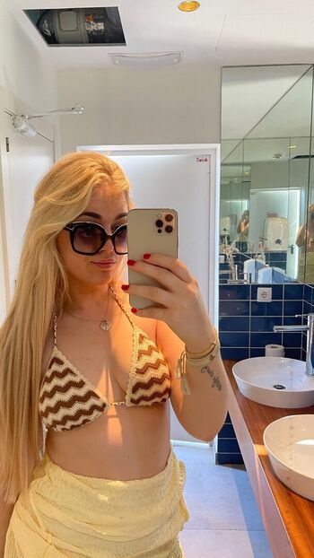 Full leaked Pauline naemi private onlyfans photo