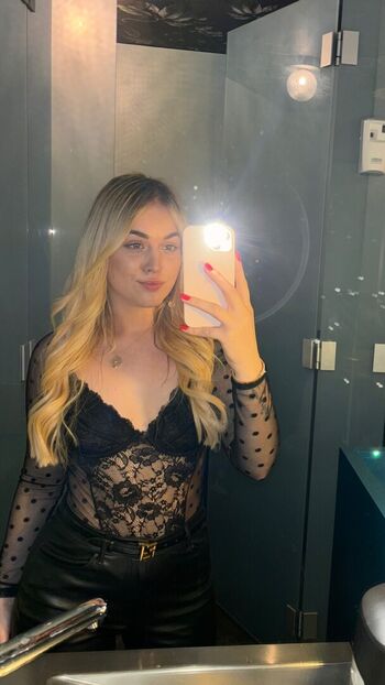 Full leaked Pauline naemi private onlyfans photo