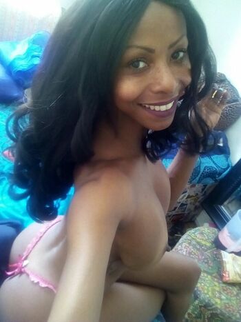 Full leaked Paulinha padase private onlyfans photo