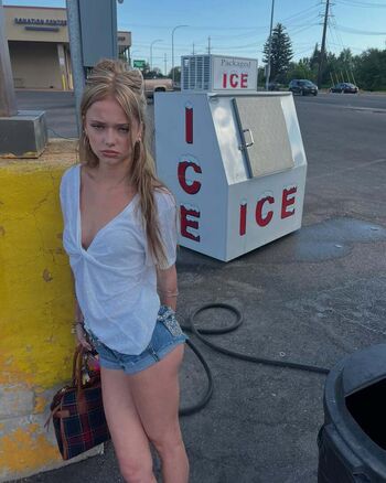 Full leaked Payton howell private onlyfans photo