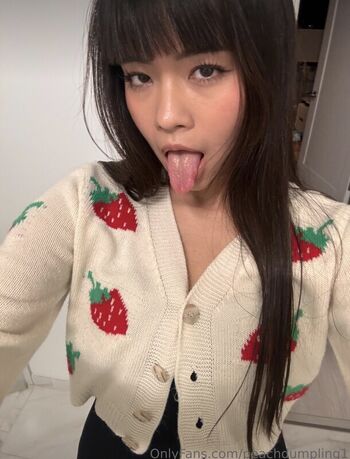 Full leaked Peachdumpling private onlyfans photo