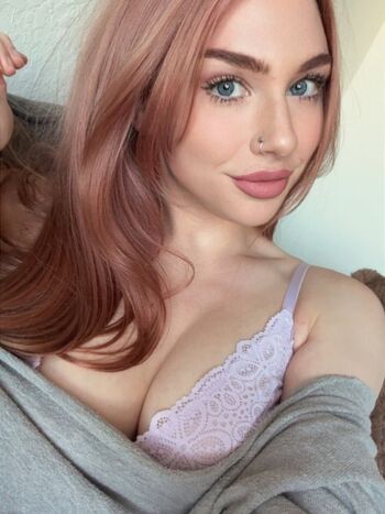 Full leaked Peachfyi private onlyfans photo