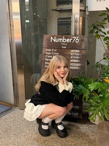 Full leaked Peachmilky private onlyfans photo