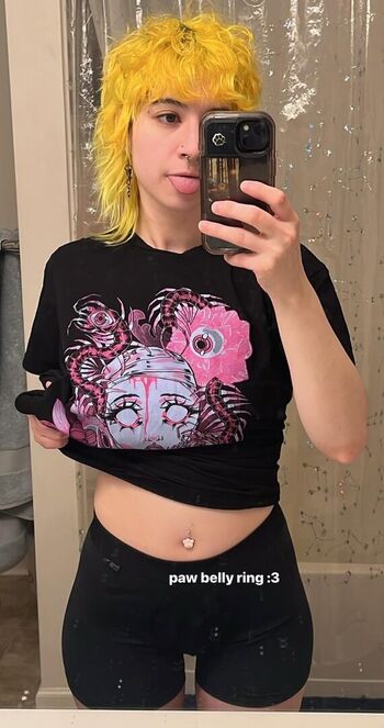 Full leaked Peachpawz private onlyfans photo