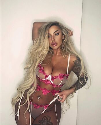 Peachy Goddess