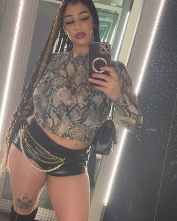 Full leaked Peachy star private onlyfans photo