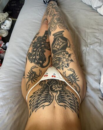Full leaked Peachyemb private onlyfans photo