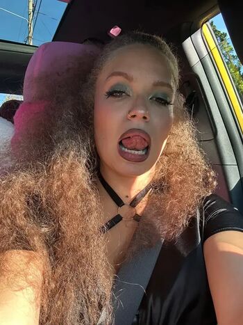 Full leaked Pearly private onlyfans photo