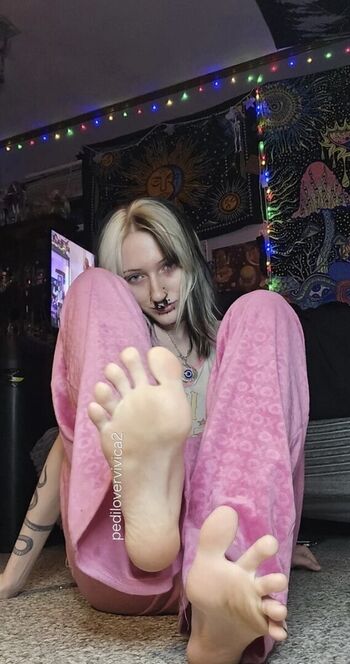 Full leaked Pedilovervivica private onlyfans photo