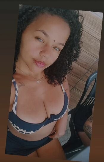 Full leaked Peitudas private onlyfans photo