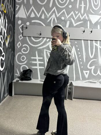 Full leaked Pelememe page private onlyfans photo