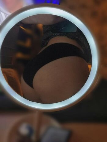 Full leaked Pelmeshek syma page private onlyfans photo