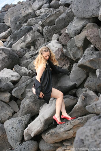 Full leaked Peny hotwife private onlyfans photo