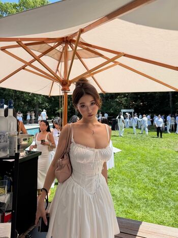 Full leaked Pepperanyi private onlyfans photo
