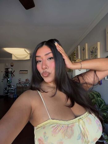 Full leaked Perks of being claudia private onlyfans photo