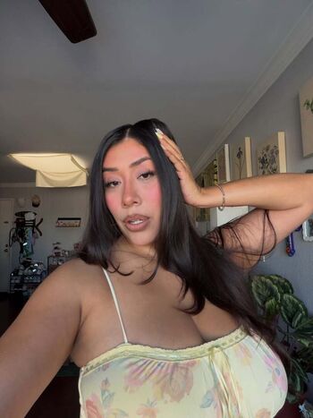 Full leaked Perks of being claudia private onlyfans photo