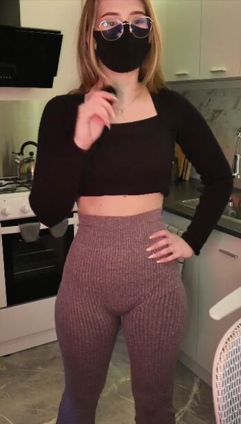 Full leaked Perlinna private onlyfans photo