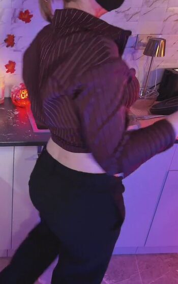 Full leaked Perlinna private onlyfans photo