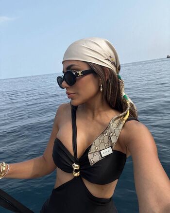 Full leaked Persian page private onlyfans photo