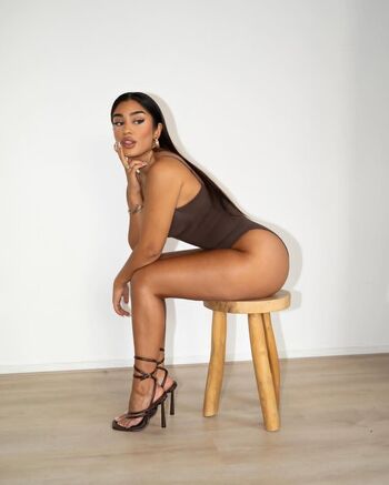Full leaked Persian private onlyfans photo
