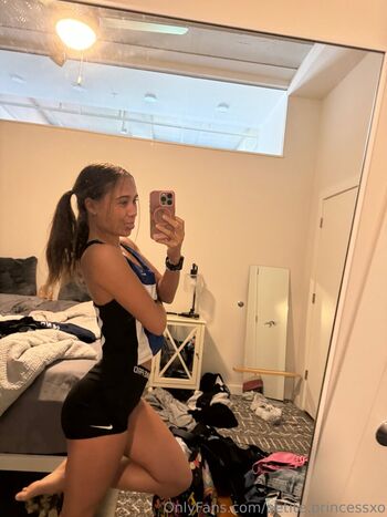 Full leaked Petite princessxo  page private onlyfans photo