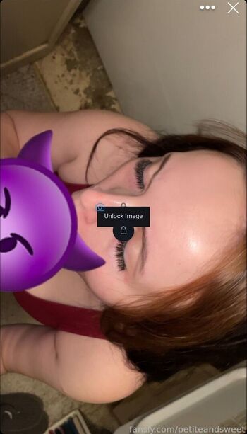 Full leaked Petiteandsweet page private onlyfans photo