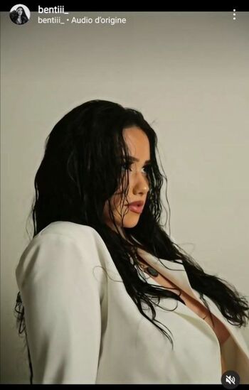 Full leaked Petitebruneone private onlyfans photo