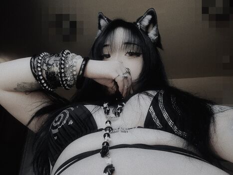 Full leaked Petitekitti private onlyfans photo
