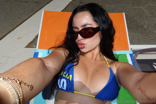 Full leaked Petitelatina private onlyfans photo