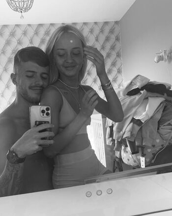 Full leaked Petitesneakylink  page private onlyfans photo