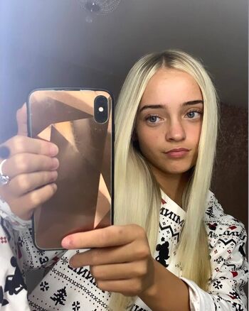 Full leaked Petitesneakylink private onlyfans photo