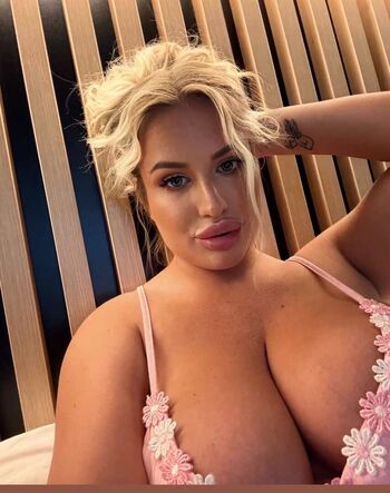 Full leaked Petratimea  page private onlyfans photo