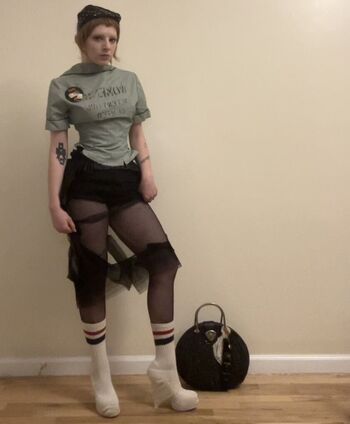 Full leaked Pezolcftd private onlyfans photo