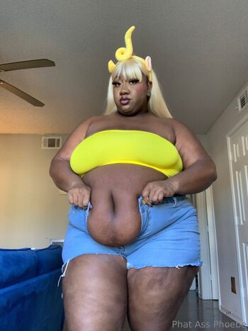 PhatAssPhoebe