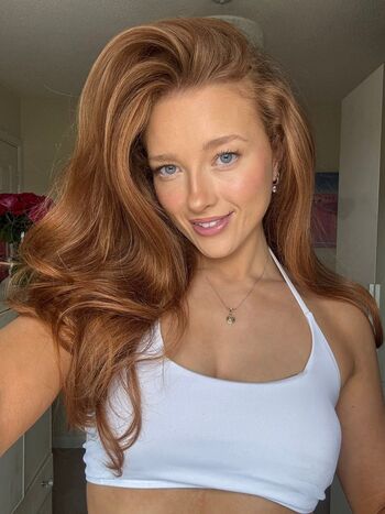 Full leaked Pheobeisginger page private onlyfans photo