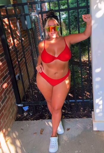 Full leaked Philllybabyy private onlyfans photo