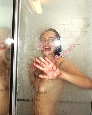 Full leaked Phoebe tonkin private onlyfans photo