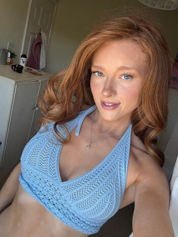 Full leaked Phoebeisginger page private onlyfans photo