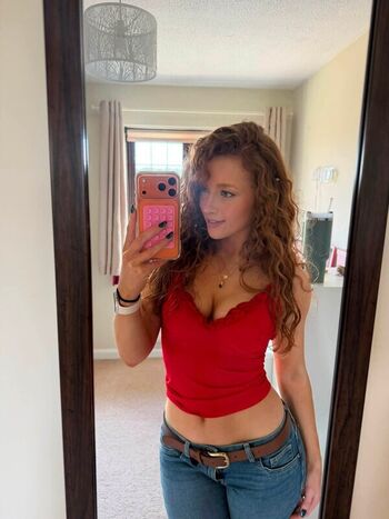 phoebeisginger