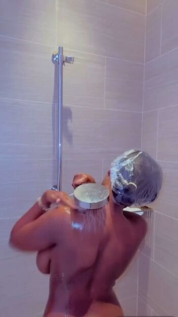 Full leaked Phynsea private onlyfans photo