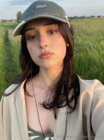 Full leaked Picky vicky private onlyfans photo