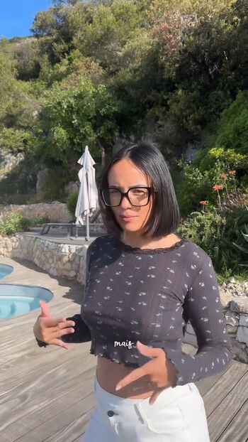 Full leaked Pieds agathe auproux private onlyfans photo