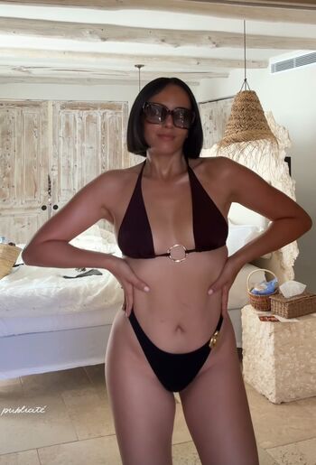 Full leaked Pieds agathe auproux private onlyfans photo