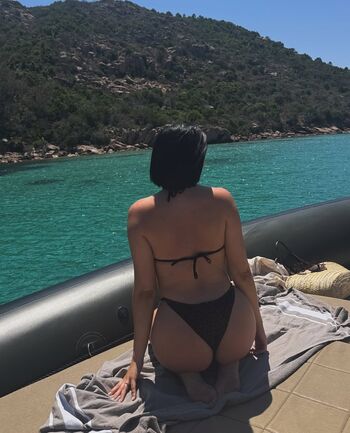 Full leaked Pieds agathe auproux private onlyfans photo