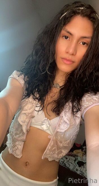Full leaked Pietravdk private onlyfans photo