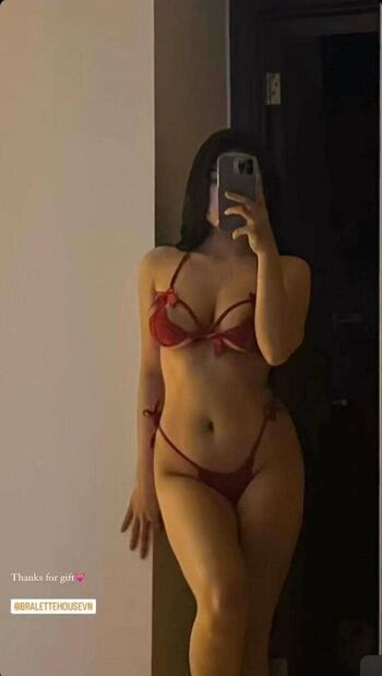 Full leaked Pigsweety page private onlyfans photo