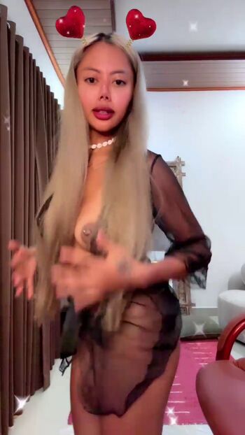 Full leaked Pikaboo private onlyfans photo